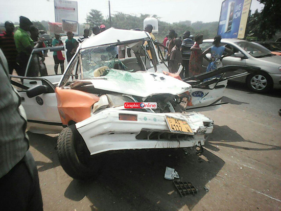 4 escape unhurt from accident in Kumasi  3 