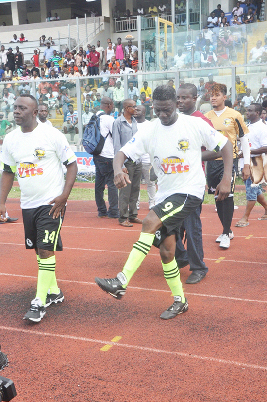 Akrobeto and Agya Koo (right)