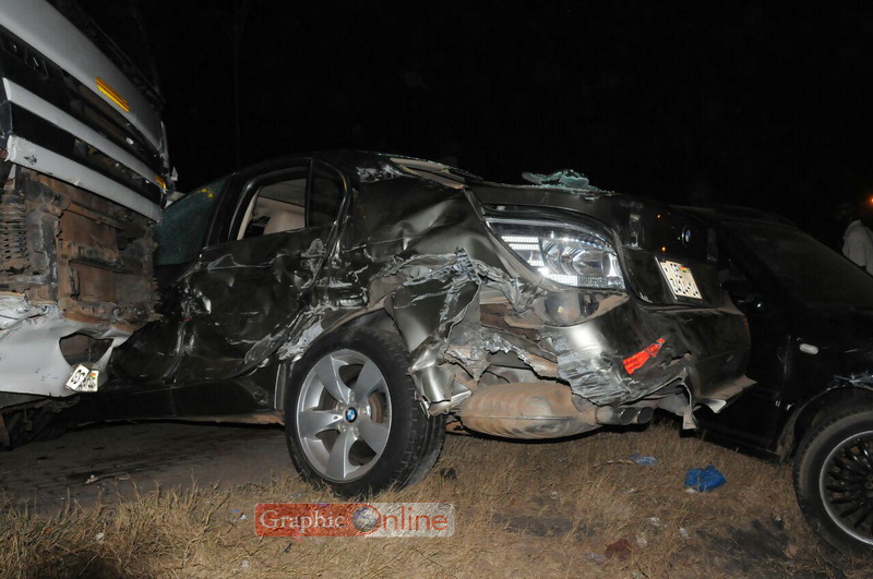 trailer rams cars  7 