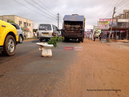 Road signs: Zoom Lion driver raises Ghanaian ingenuity higher