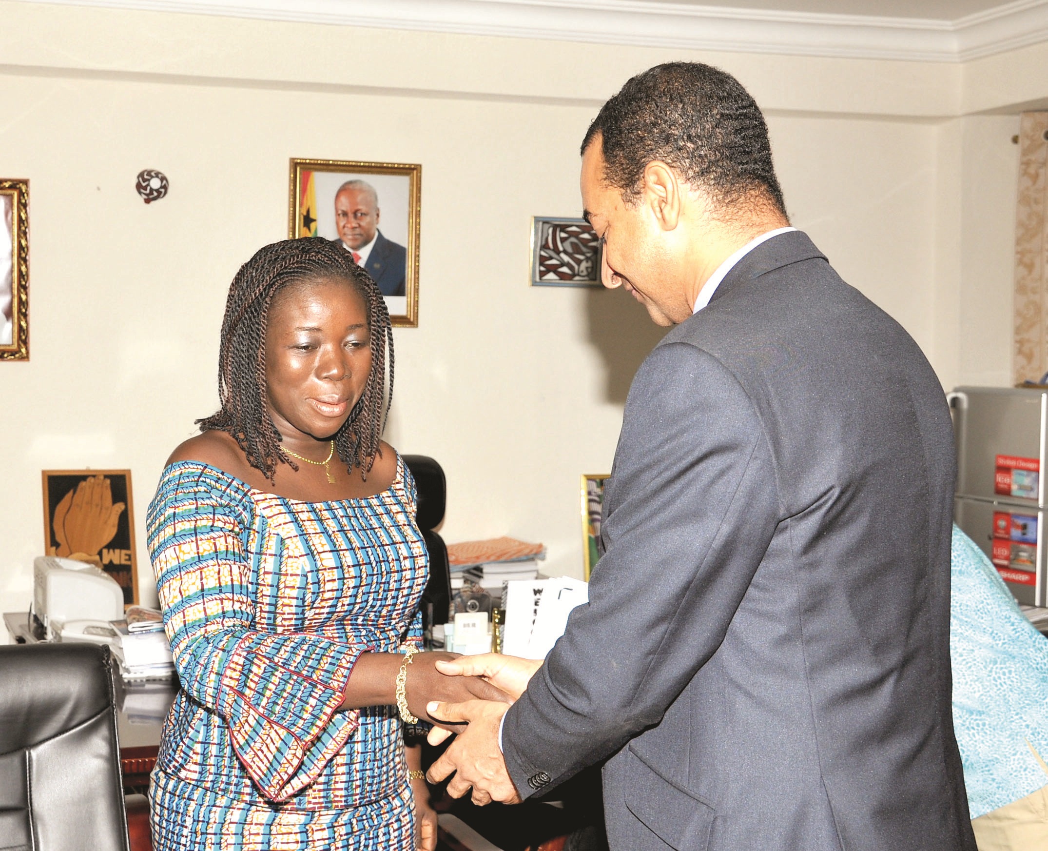 Minister of Tourism, Culture and Creative Arts, Elizabeth Ofosu-Adjare welcoming Walid Zoobi to her office