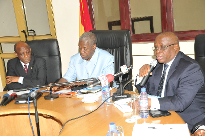 Dr Kofi Wampah (right) Governor of BOG, addressing members of the committee. With him are Mr Seth Terkper, the Minister of Finance and Economic Planning, and Vice-President Amissah-Arthur. Picture: EBOW HANSON  