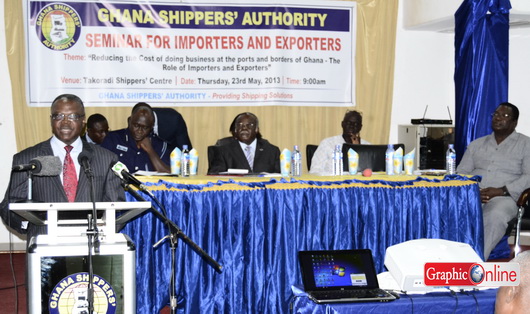 Mr Emmanuel Martey, Deputy Chief Executive of the Ghana Shippers Authority addressing the meeting