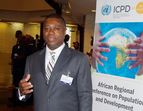 Mr. Kwabena Osei Danquah explaining the operational review process