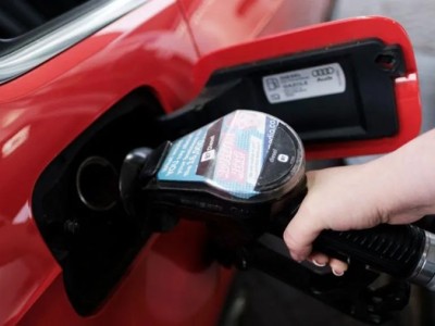 Global oil prices soar after Israel attacks Iran