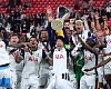 Tottenham beat Manchester United to win clinch Europa League trophy
