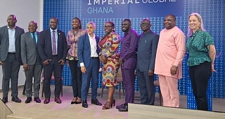  Sadiq Khan (5th from left), Prof Nana Aba Appiah Amfo (5th from right) and other dignitaries after the event
