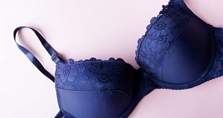 'No-bra, no-exam' rule at Nigerian university sparks outrage