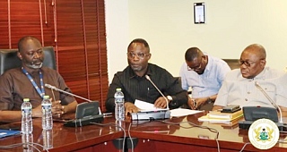 Kwabena Mintah Akandoh (2nd from left), Minister of Health; Dr George Smith-Graham (right), Chief Executive of the Fair Wages and Salaries Commission, and Dr Sandaare Ngmenenso Sebastian, Vice-Chairperson of the committee, at the meeting