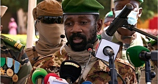 Gen Assimi Goïta: Mali coup leader granted five-year term in power