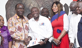 Kwabena Agyepong (middle), flag bearer aspirant, NPP, presenting his forms to Abankwah Yeboah (left), Vice-Chairman of the 2025 Presidential Elections Committee, at the party headquarters in Accra. With them is Dr Lawrencia Agyepong (right), spouse of the aspirant. Picture: SAMUEL TEI ADANO