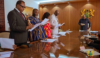 Mahama swears in APRM governing council