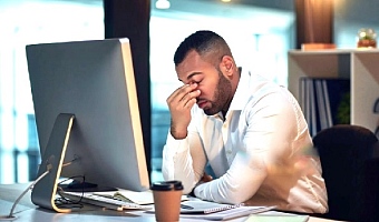 Proper screen positioning is good for the eyes