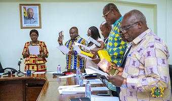 Government inaugurates committee to curb cement smuggling and protect industry