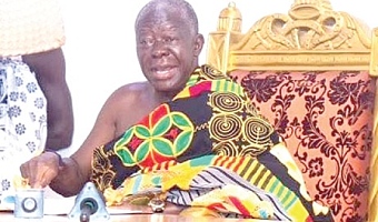 Otumfuo Osei Tutu II, the Asantehene, speaking at the Ashanti Regional House of Chiefs meeting in Kumasi