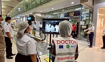 Airport health authorities wearing protective masks monitor passengers from international flights arriving at Suvarnabhumi International Airport in Bangkok, Thailand, January 25, 2026, following the implementation of health screening measures for passengers arriving from West Bengal, India, amid reports of a Nipah virus outbreak. Suvarnabhumi Airport Office /Handout via REUTERS