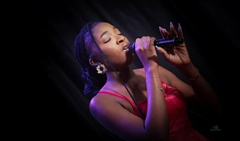 Aspiring Nigerian singer dies after being bitten by a snake