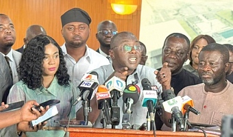 Dr Mohammed Amin Adam (2nd from right), a former Minister of Finance, addressing the press. With him are some Minority MPs