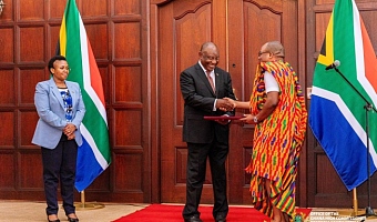 On April 8, 2026, His Excellency Benjamin Anani Quashie, High Commissioner of the Republic of Ghana to South Africa, presented his letters of credence to His Excellency Cyril Ramaphosa, President of the Republic of South Africa, at a colourful ceremony held for eighteen resident and non‑resident envoys at the Sefako Makgatho Presidential Guest House in Pretoria.