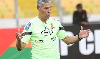 Chris Hughton: Ex-Newcastle and Ghana coach reveals cancer diagnosis