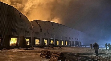 A fire broke out at a warehouse in the city of Yahotyn as a result of a Russian drone strike