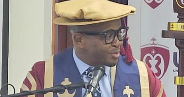 Prof. Eric Opoku Mensah (left), Vice-Chancellor of UniMAC, addressing the graduates