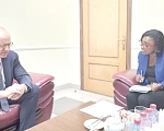 Andrei Ordash (left), Russian Ambassador to Ghana, speaking to Daily Graphic's Augustina Tawiah 