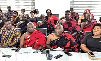 Dr Nana Adarkwah Bediako III (2nd from right), Gyasehene of Apinto Divisional Council, addressing the press. With him are members of the traditional council