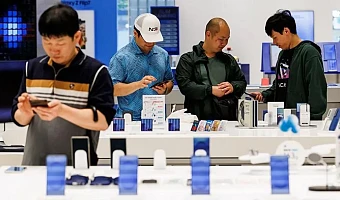 Samsung is also one of the world's leading smartphone makers